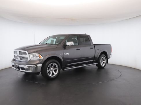 Used 2017 RAM 1500 Laramie w/ Convenience Group image 42