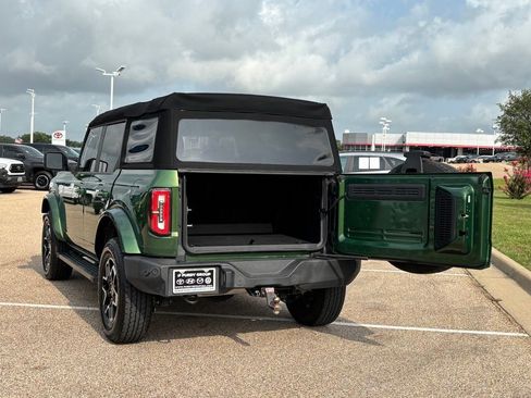 Used 2023 Ford Bronco Outer Banks AWD/4WD image 7