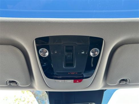 Used 2022 Kia Sorento S w/ Panoramic Sunroof Package image 29