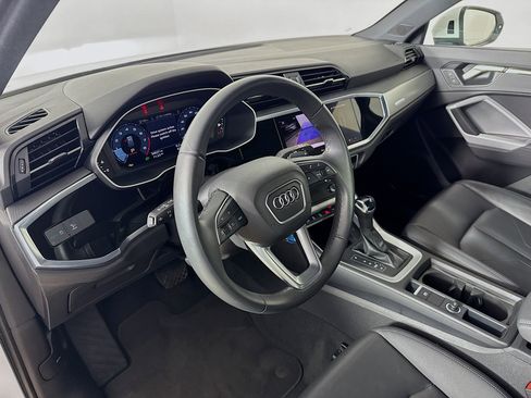 Used 2025 Audi Q3 2.0T Premium image 8