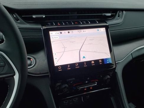 New 2025 Jeep Grand Cherokee L Limited image 10