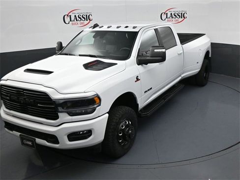Used 2024 RAM 3500 Laramie w/ Night Edition image 16