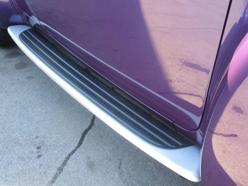 Used 2004 Chevrolet SSR w/ Preferred Equipment Group RWD image 5