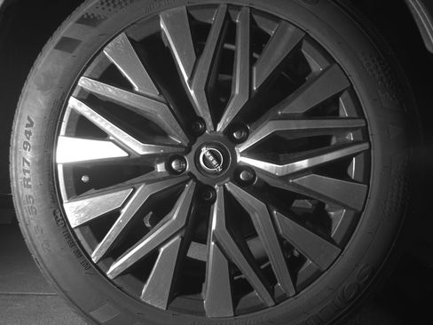 Used 2025 Nissan Altima 2.5 SV image 15