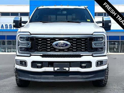 Used 2024 Ford F350 Platinum w/ FX4 Off-Road Package AWD/4WD image 19