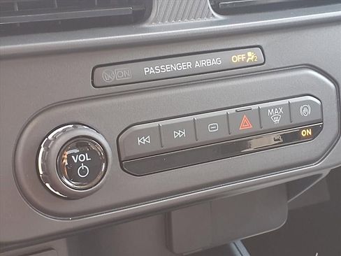 New 2025 Ford Maverick XL FWD image 10