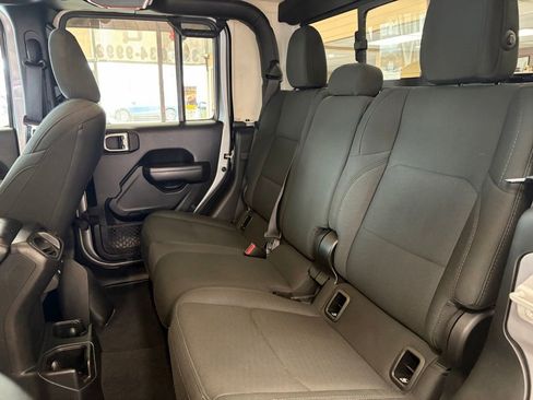 Used 2020 Jeep Gladiator Sport w/ Quick Order Package 24S image 22