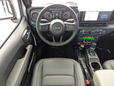 New 2026 Jeep Gladiator Mojave image 14