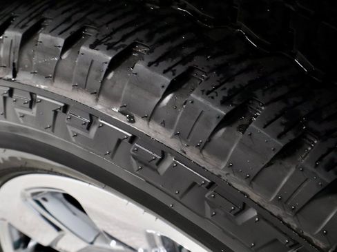 Certified 2024 Ford F250 Lariat w/ Chrome Package image 21