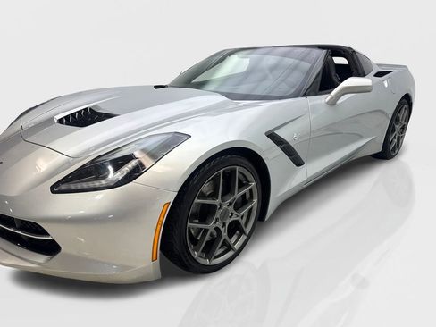 Used 2014 Chevrolet Corvette Stingray Coupe w/ Battery Protection Package RWD image 11