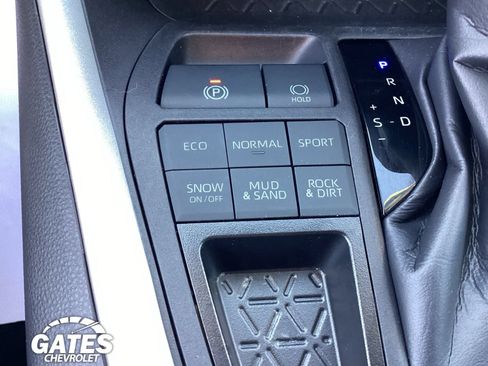 Used 2024 Toyota RAV4 XLE w/ Weather Package AWD/4WD image 28