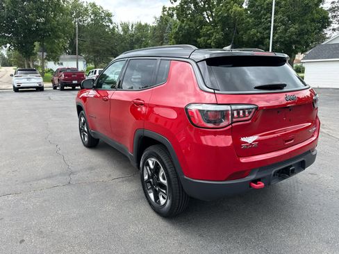 Used 2017 Jeep Compass Trailhawk w/ Leather Interior Group AWD/4WD image 5