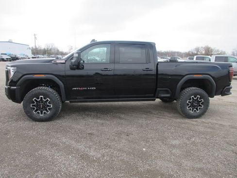New 2026 GMC Sierra 2500 AT4X AWD/4WD image 9