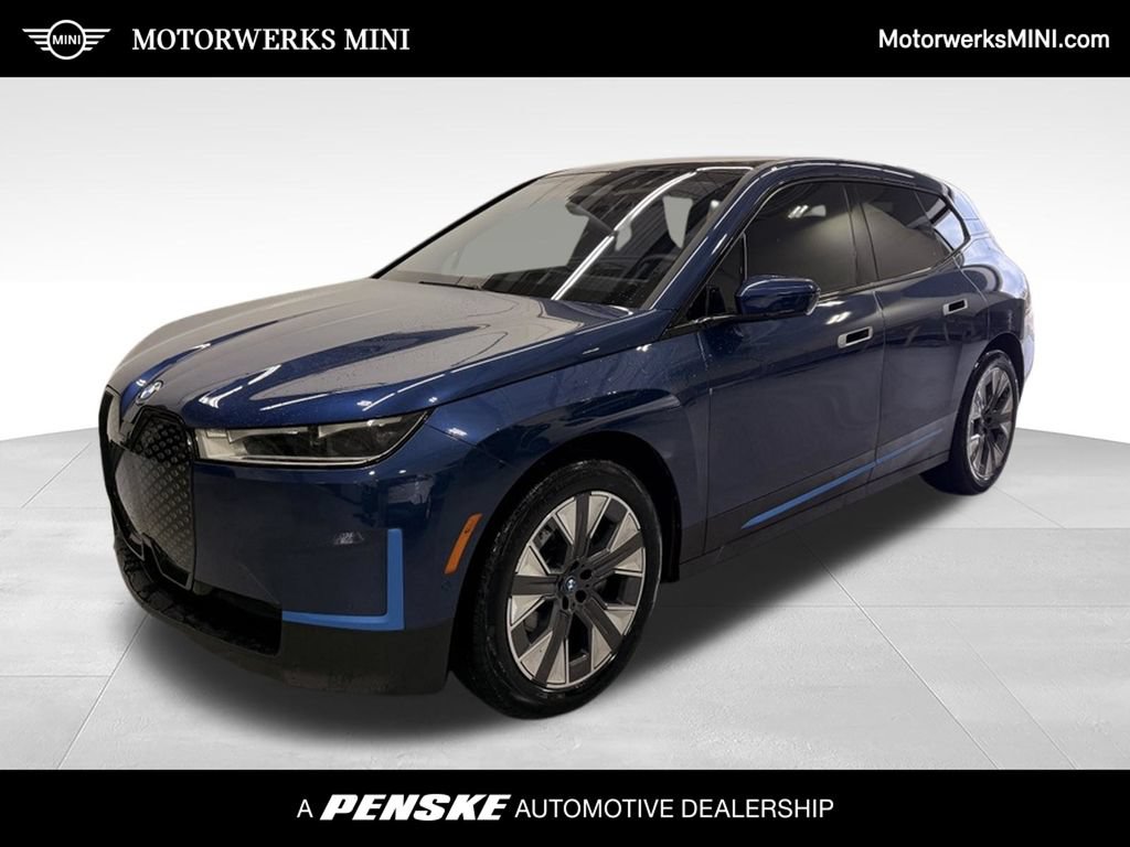 Used 2024 BMW iX xDrive50 AWD/4WD image 1