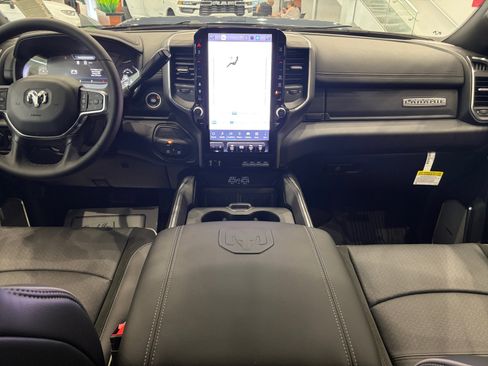 New 2026 RAM 3500 Laramie AWD/4WD image 17