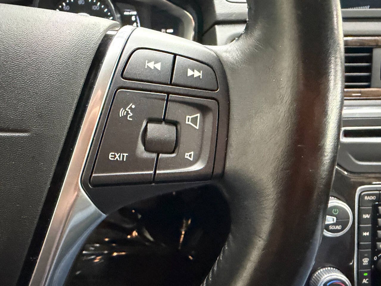 Used 2016 Volvo S80 T5 Platinum w/ Climate Package FWD image 23