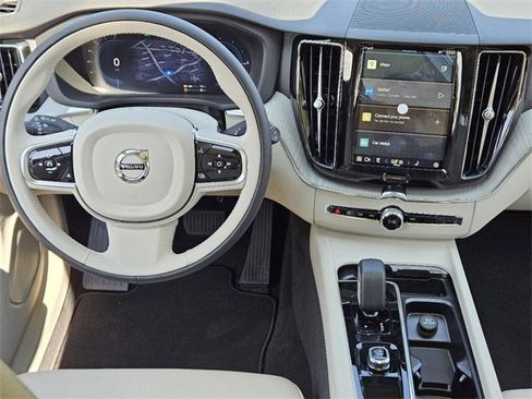 Certified 2025 Volvo XC60 T8 Plus w/ Protection Package Premier image 31