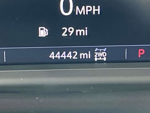 Used 2022 Chevrolet Silverado 1500 LT Trail Boss w/ Convenience Package II image 10