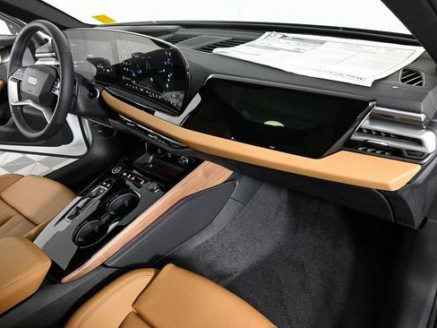 Used 2025 Audi A5 2.0T Premium Plus w/ Premium Plus image 24