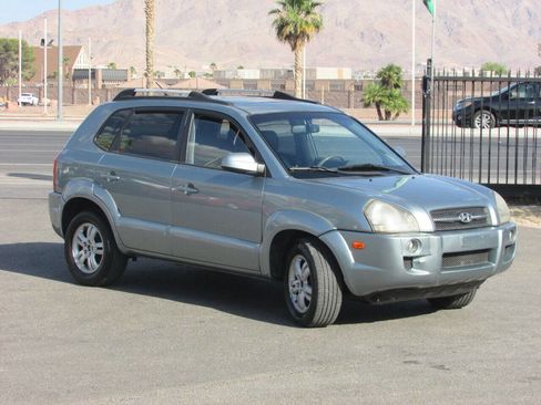 Used 2006 Hyundai Tucson Limited FWD image 4