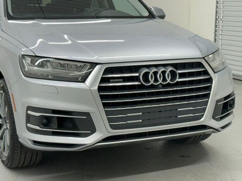 Used 2018 Audi Q7 3.0T Premium Plus w/ Premium Plus Package AWD/4WD image 38