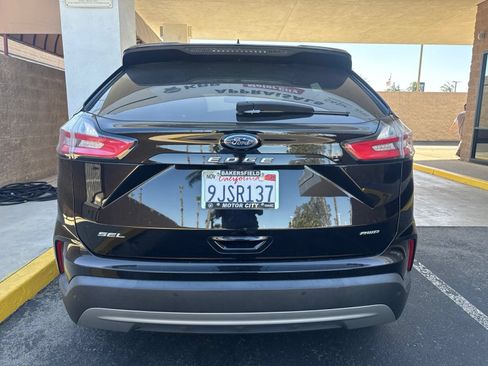 Used 2024 Ford Edge SEL w/ Convenience Package AWD/4WD image 5