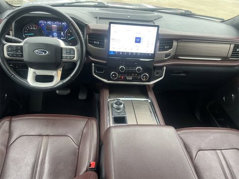 Used 2023 Ford Expedition Limited image 24