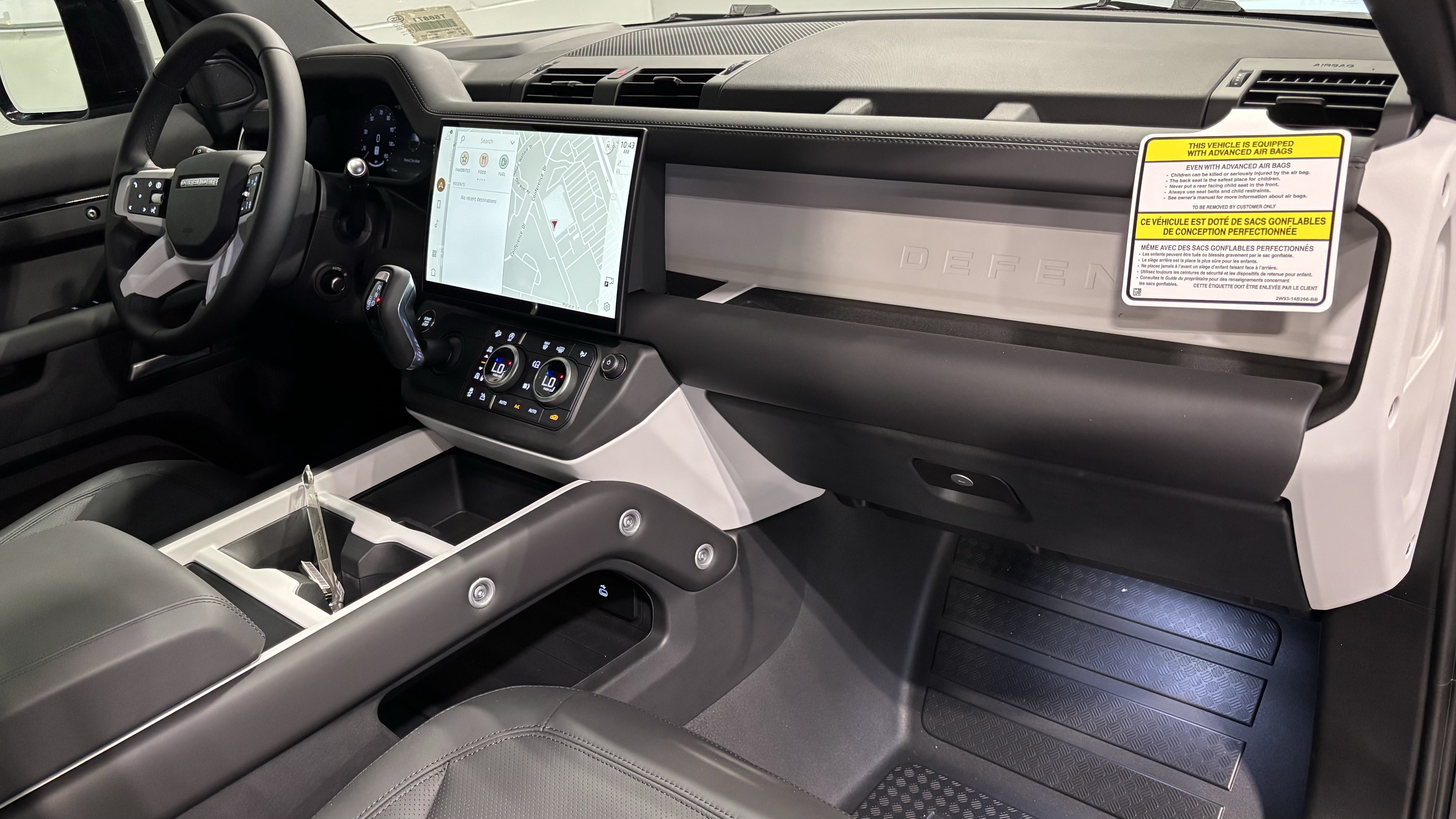 New 2026 Land Rover Defender 110 X-Dynamic SE AWD/4WD image 4