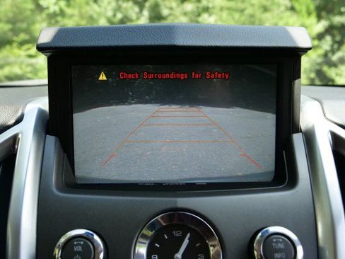 Used 2011 Cadillac SRX Luxury FWD image 15
