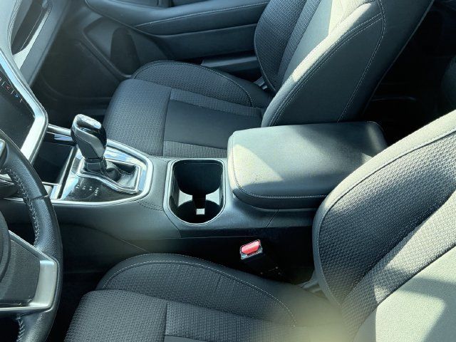 Used 2022 Subaru Outback Premium AWD/4WD image 6