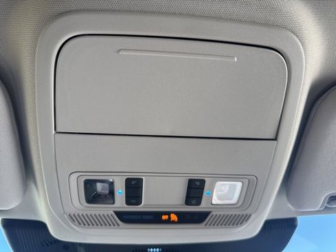 New 2026 Ford Explorer Active w/ Active Comfort Package image 25