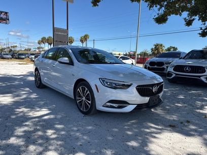 Used 2018 Buick Regal Essence w/ Driver Confidence Package #1