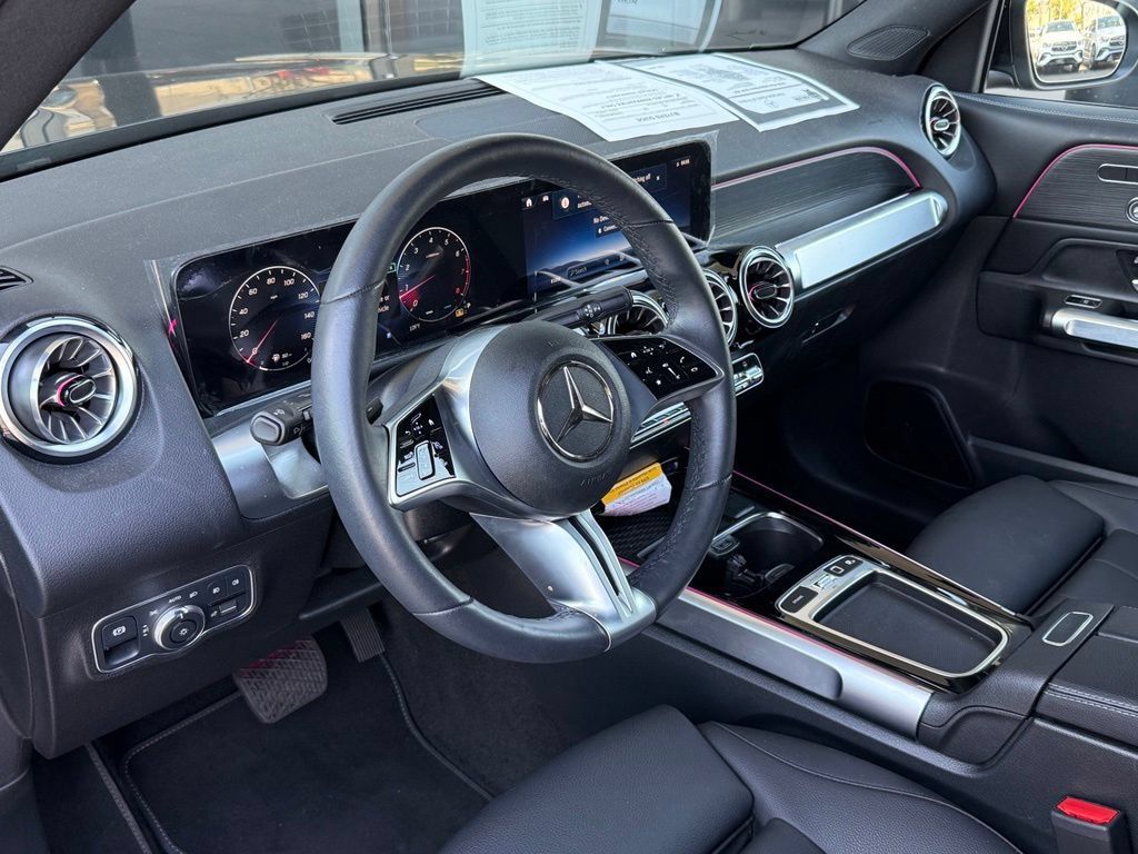 Used 2026 Mercedes-Benz GLB 250 image 20
