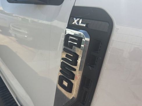 Used 2025 Ford F350 XL w/ XL Off-Road Package image 4