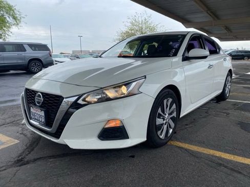 Used 2019 Nissan Altima 2.5 S FWD image 1