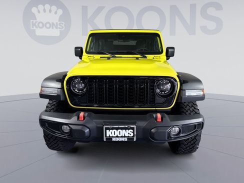 Used 2024 Jeep Wrangler Sport AWD/4WD image 11
