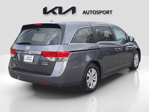 Used 2016 Honda Odyssey SE image 8