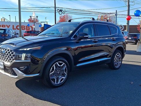 Certified 2022 Hyundai Santa Fe Limited image 4