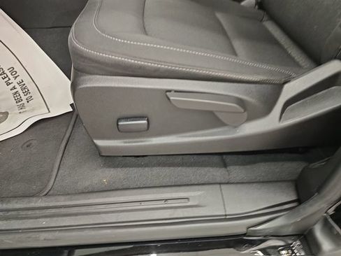 Used 2022 GMC Canyon Elevation RWD image 28