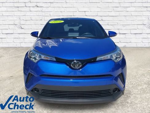 Used 2019 Toyota C-HR XLE FWD image 6