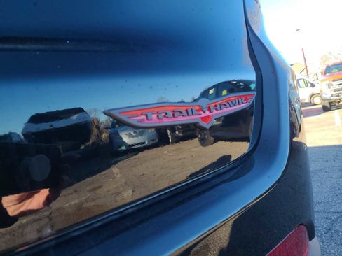 New 2024 Jeep Compass Trailhawk w/ Sun and Sound Group image 13