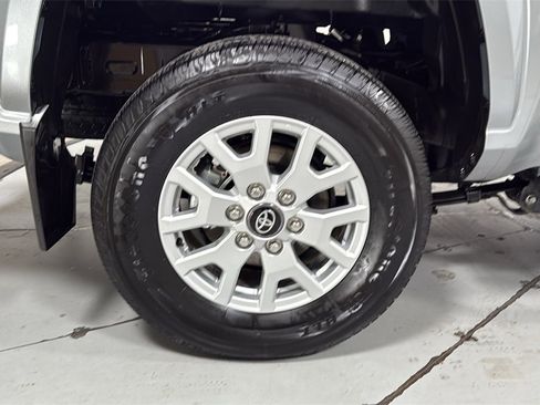 Certified 2024 Toyota Tacoma SR image 22