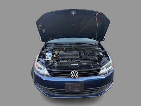 Used 2014 Volkswagen Jetta SE FWD image 13