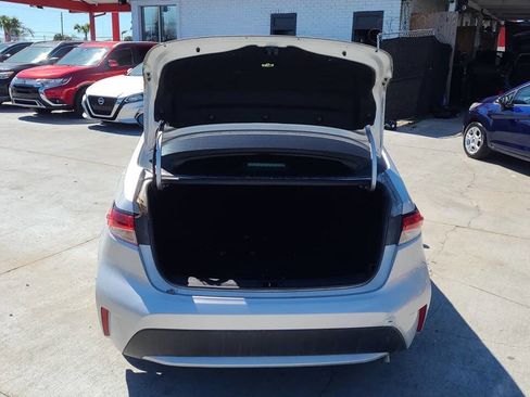 Used 2020 Toyota Corolla LE image 10