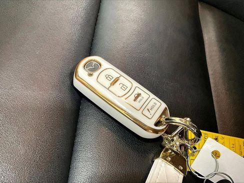 Used 2015 MAZDA MAZDA6 Touring image 19