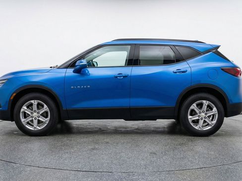 Used 2025 Chevrolet Blazer LT image 5