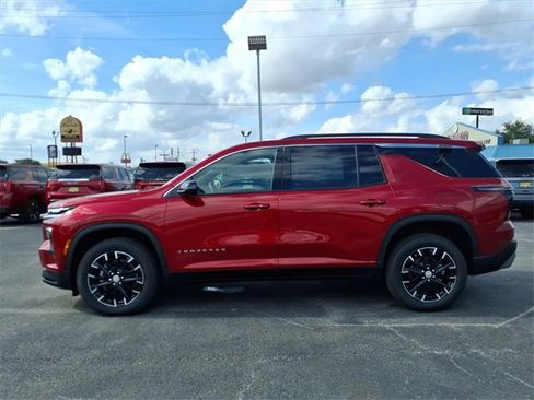 New 2026 Chevrolet Traverse LT image 10