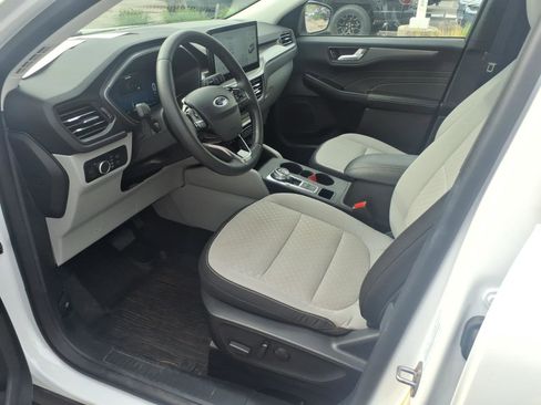 Certified 2024 Ford Escape Active w/ Tech Pack #2 AWD/4WD image 12