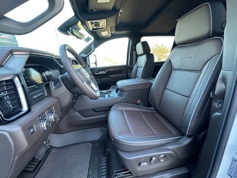 New 2026 GMC Sierra 2500 Denali w/ Denali Reserve Package AWD/4WD image 15