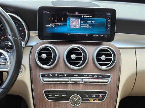 Used 2019 Mercedes-Benz C 300 4MATIC Sedan image 15